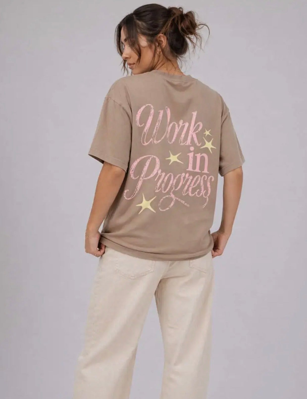 Solid Color Short Sleeved t-shirt Jesus Loves you/Work in Progress